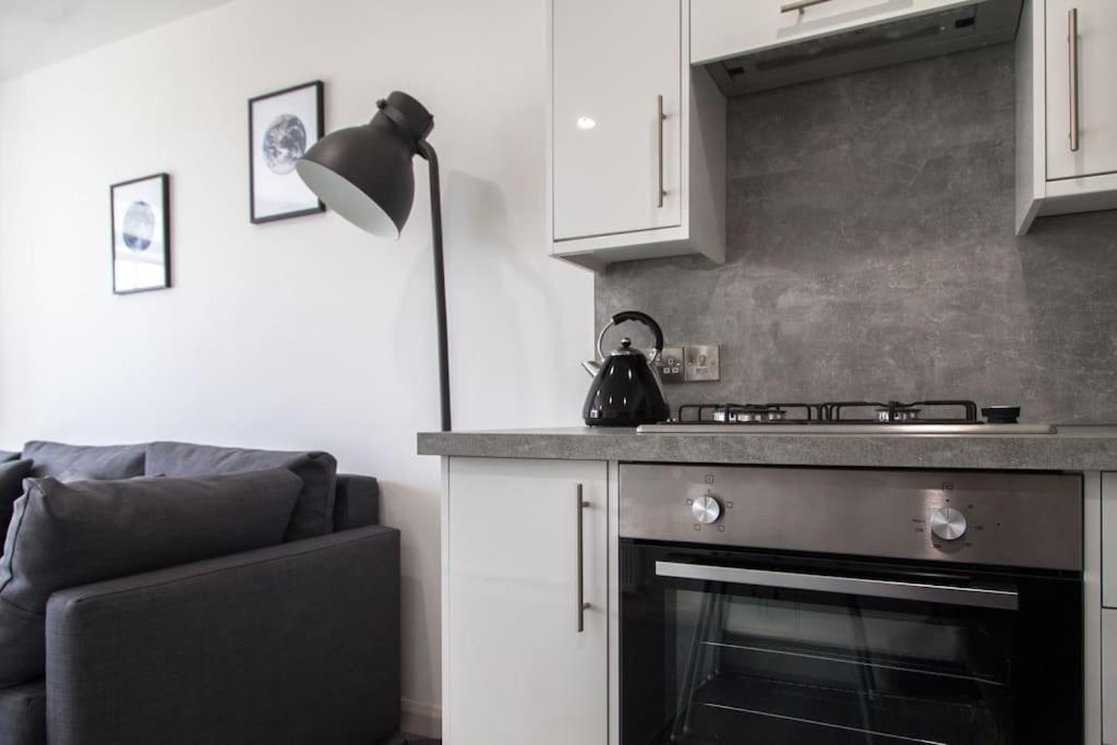 Stunning 2 Bed Apartment With Sea Views, Penzance Esterno foto