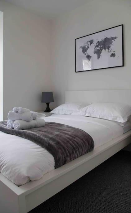 Stunning 2 Bed Apartment With Sea Views, Penzance Esterno foto