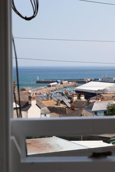 Stunning 2 Bed Apartment With Sea Views, Penzance Esterno foto