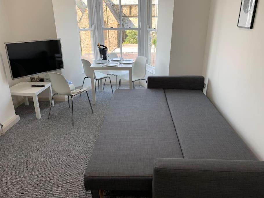 Stunning 2 Bed Apartment With Sea Views, Penzance Esterno foto