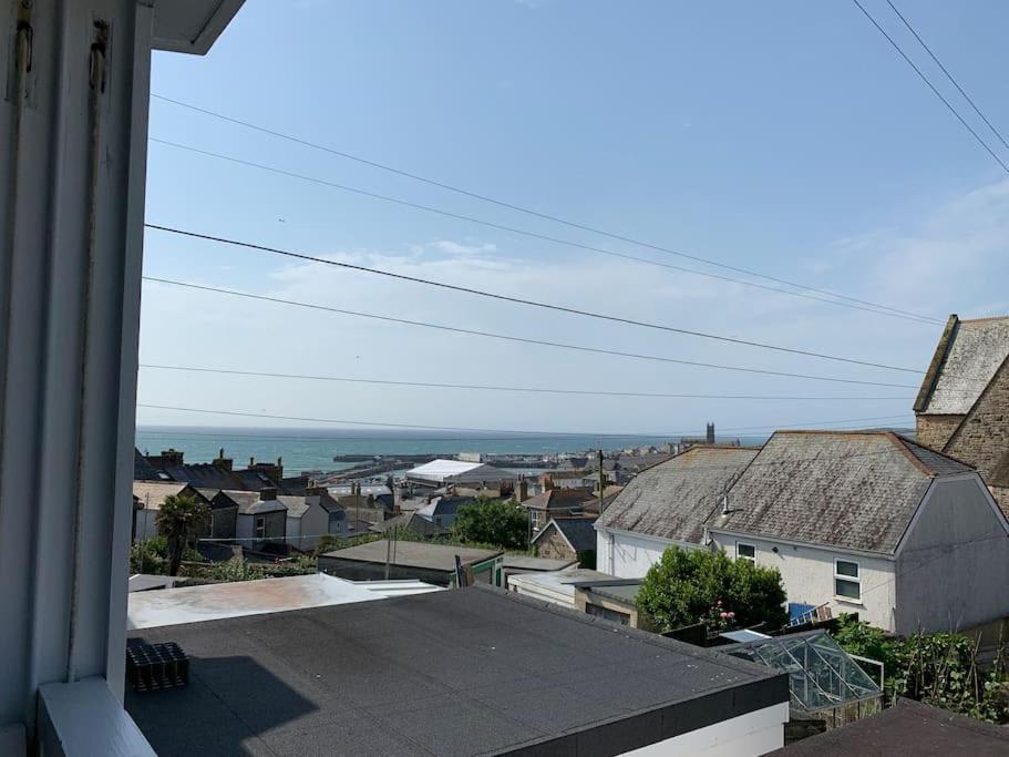 Stunning 2 Bed Apartment With Sea Views, Penzance Esterno foto